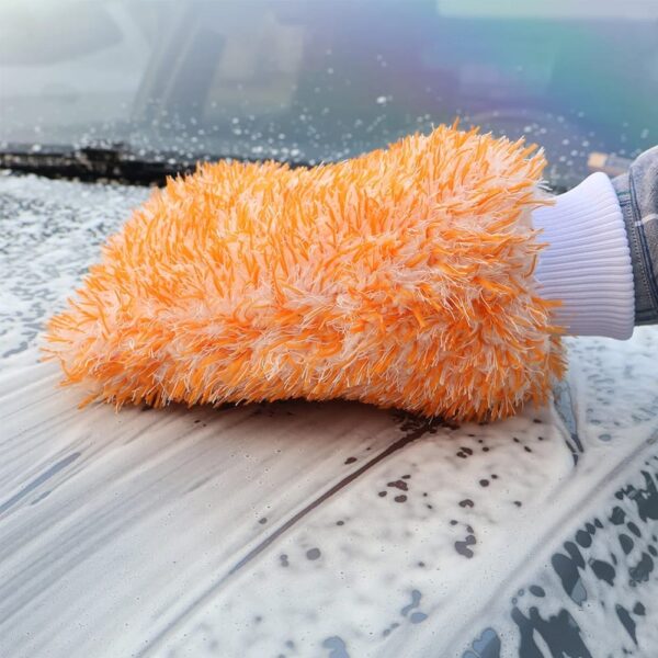 Dual-Sided Microfiber Car Wash Gloves for Tesla - Image 4